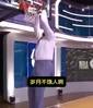 岁月不饶人！50岁的奥尼尔扣篮都很艰难，20岁的他扣碎篮板！